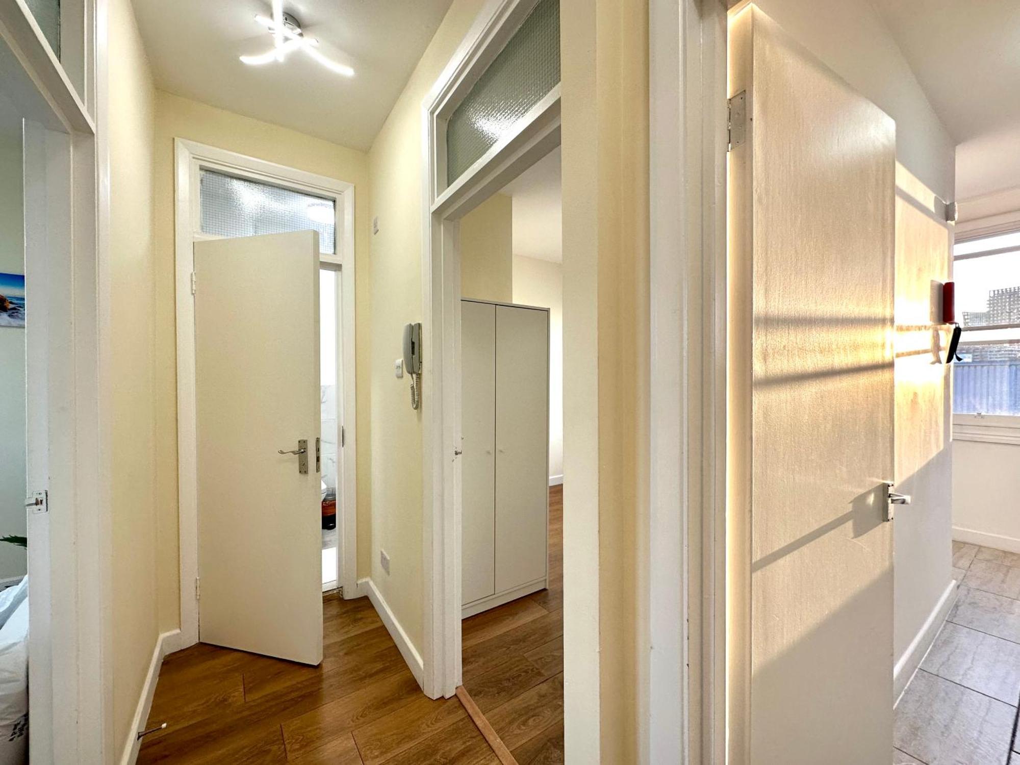 The Euston Guest House -60 لندن المظهر الخارجي الصورة